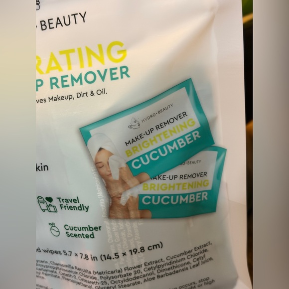 Hydro Beauty Hydrating Makeup Remover Wipes-pack of  25 - Picture 5 of 6